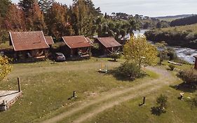 Casa no Campo, aconchego com lareira e banheira em quase todas Cabanas!